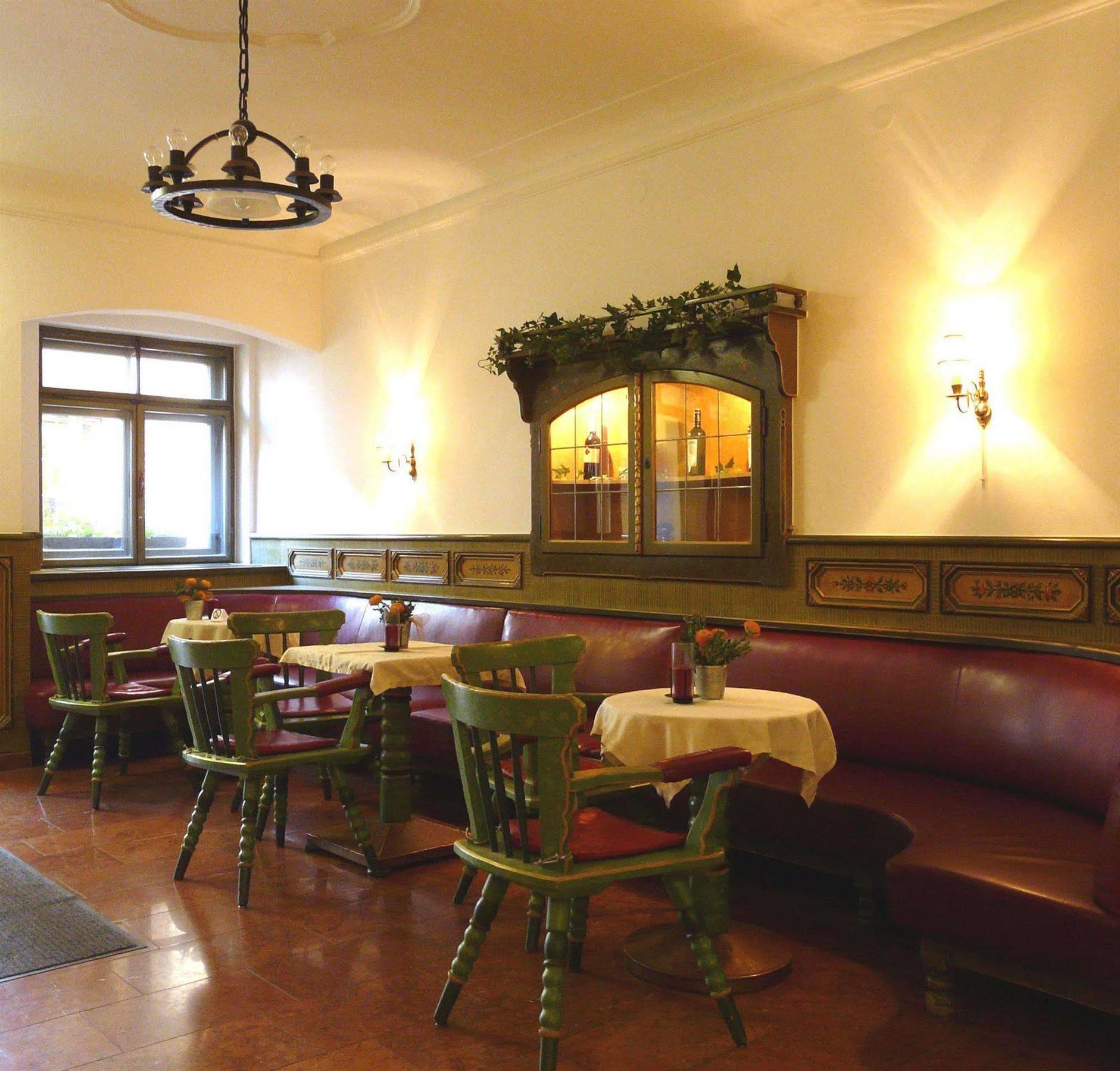 Hotel Schwarzes Roessl Salzbourg Extérieur photo