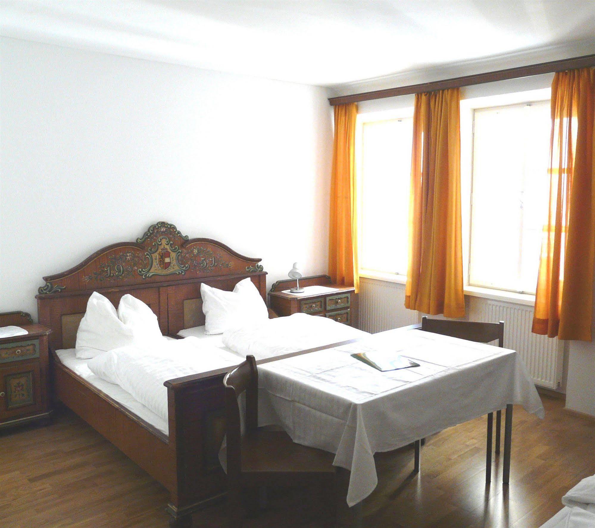 Hotel Schwarzes Roessl Salzbourg Extérieur photo